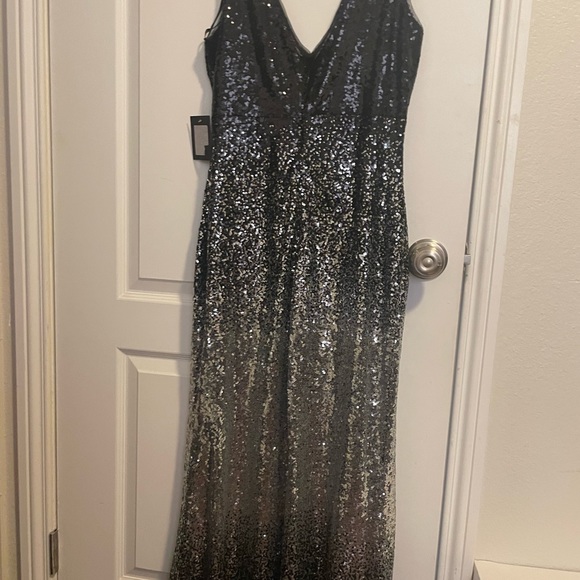 Metallic Ombré Sequin Floor Length V-neck Cocktail Dress. - Picture 2 of 6